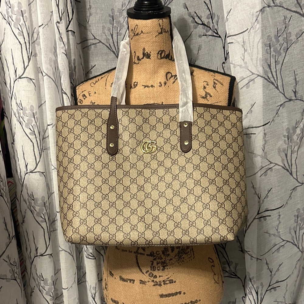 New Fashion Inspired Item (BAG)
#30